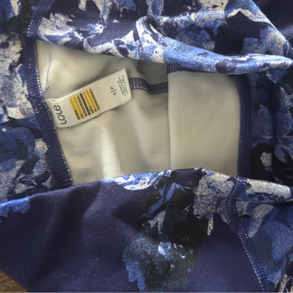 Lole Size Small Women's Crops - Picture 2 of 3